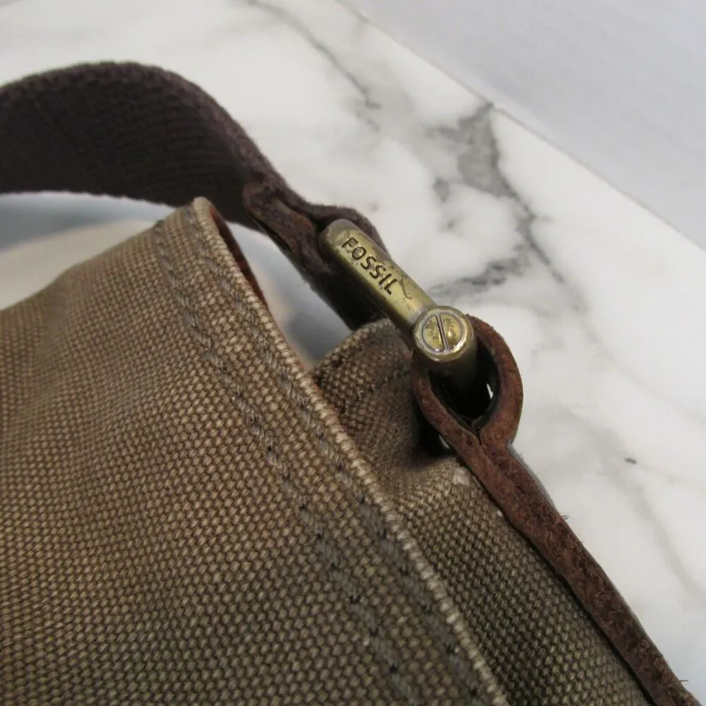 Fossil Estate Messenger Bag Olive Green Canvas Brown Leather Trim Crossbody